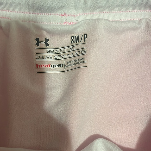 Under Amour shorts! - Picture 2 of 2